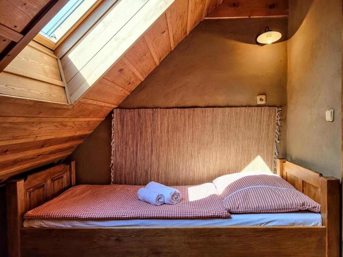 Apartmany Cerveny Dvur Chvalšiny エクステリア 写真