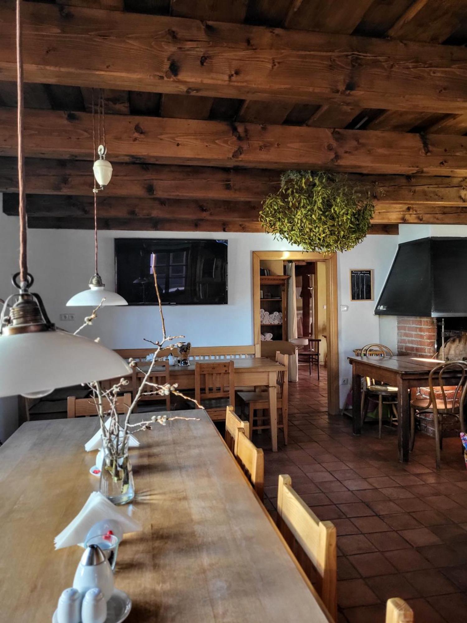 Apartmany Cerveny Dvur Chvalšiny エクステリア 写真